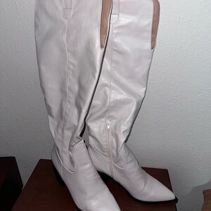 Elegant White Knee-High Women's Boots
